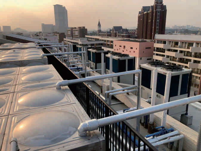 南海外國(guó)語學(xué)校熱水